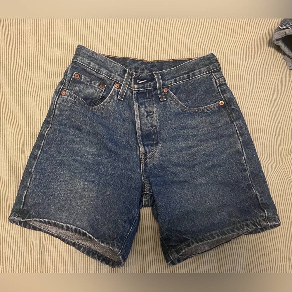 Levi 501 long shorts